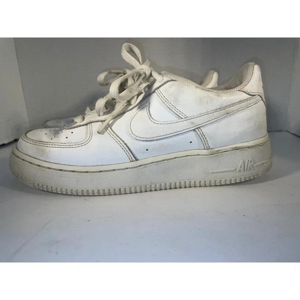 Nike Air Force 1 White Athletic Sneakers Kids Youth‎ Shoes Size 6Y